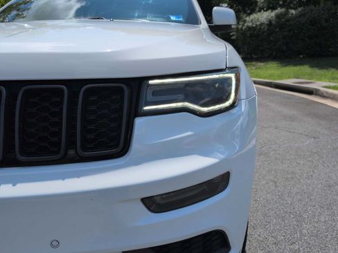 Used 2020 Jeep Grand Cherokee High Altitude AWD/4WD image 11