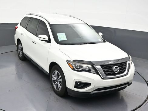 Used 2020 Nissan Pathfinder SV FWD image 21