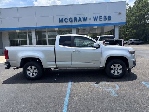 Used 2016 Chevrolet Colorado W/T w/ WT Convenience Package RWD image 2