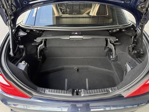 Used 2014 Mercedes-Benz SLK 250 image 37