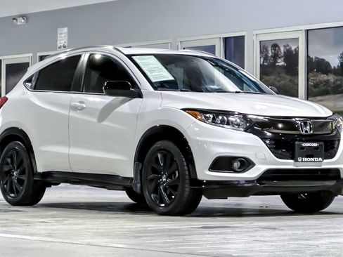 Used 2022 Honda HR-V Sport image 6