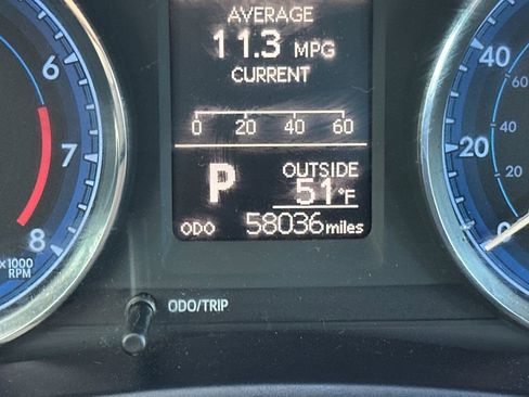 Used 2018 Toyota Corolla LE image 27