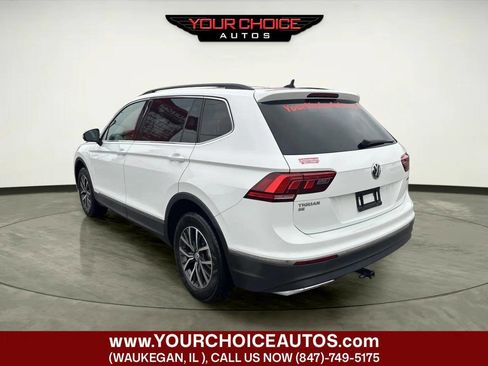 Used 2020 Volkswagen Tiguan SE w/ Panoramic Sunroof Package image 3