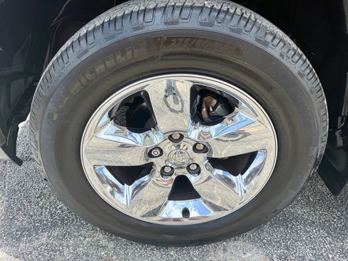Used 2016 RAM 1500 Lone Star AWD/4WD image 9