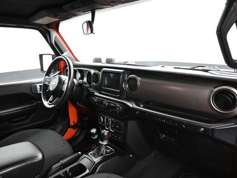 Used 2019 Jeep Wrangler Unlimited Sport S image 34