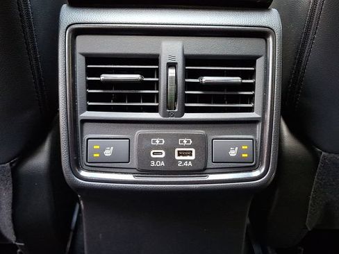 Used 2025 Subaru Forester Touring w/ Popular Package - Touring AWD/4WD image 11