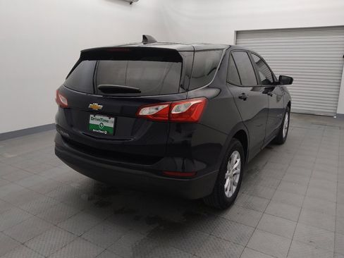 Used 2020 Chevrolet Equinox LS image 7