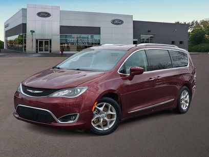 Used 2018 Chrysler Pacifica Touring-L Plus