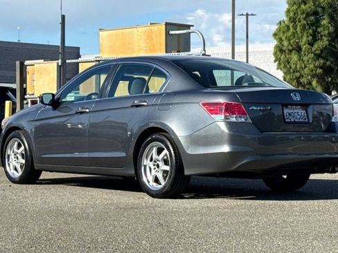 Used 2010 Honda Accord EX image 8