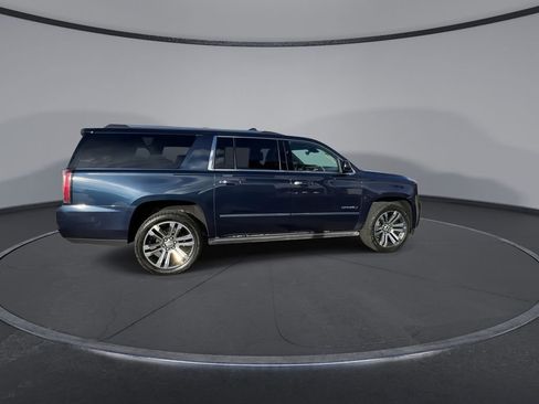 Certified 2019 GMC Yukon XL Denali w/ Denali Ultimate Package image 9