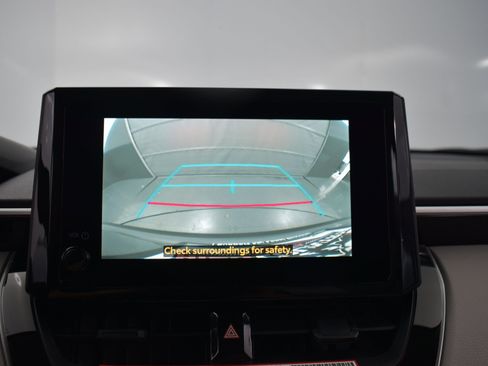 Used 2025 Toyota Corolla Cross L image 20