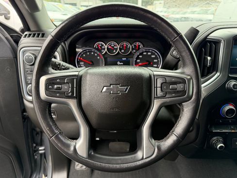 Used 2022 Chevrolet Silverado 1500 RST image 19