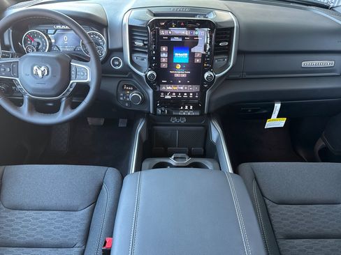New 2026 RAM 1500 4x4 Crew Cab image 12