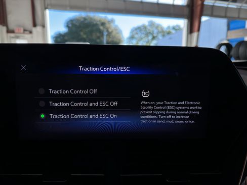 New 2026 Chevrolet Trax ACTIV w/ Sunroof Package image 16