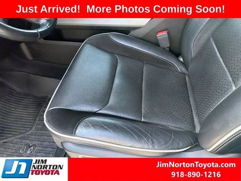 Used 2021 RAM 1500 Laramie AWD/4WD image 9