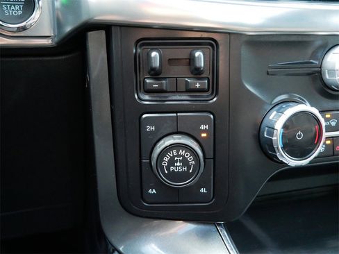 Certified 2023 Ford F150 Lariat w/ Equipment Group 502A High image 26