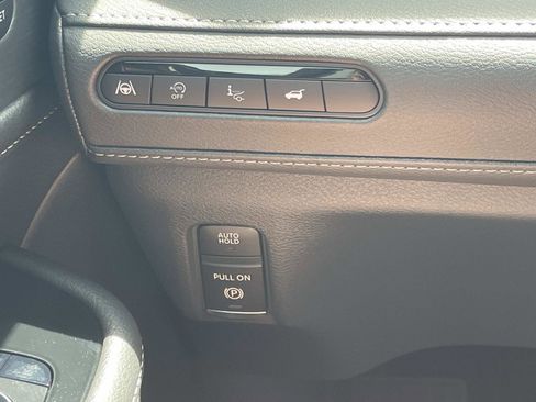 Used 2025 INFINITI QX80 Sensory AWD/4WD image 30