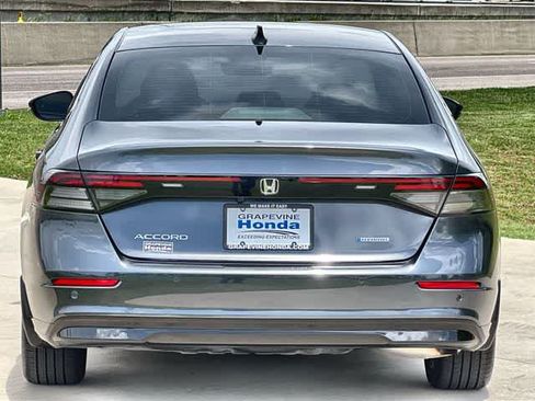 Certified 2025 Honda Accord EX-L image 6