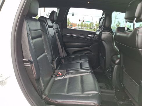 Certified 2021 Jeep Grand Cherokee Trailhawk w/ Trailhawk Luxury Group AWD/4WD image 24