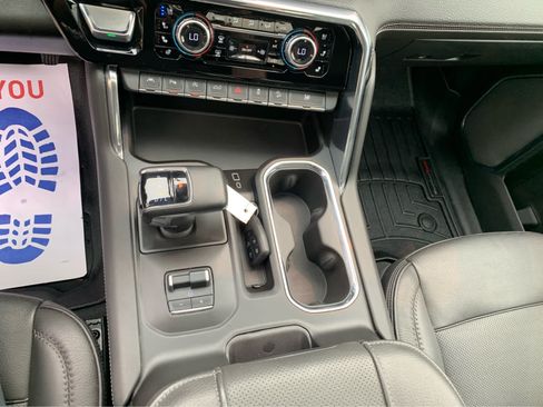 Used 2023 GMC Sierra 1500 Denali w/ Technology Package AWD/4WD image 19