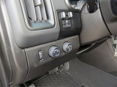 Used 2022 Chevrolet Colorado ZR2 image 20