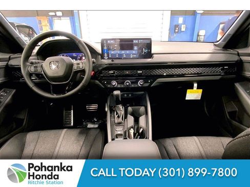 Used 2025 Honda Accord Sport image 7