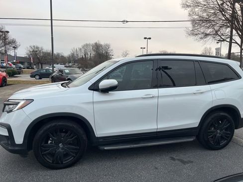 Used 2022 Honda Pilot Black Edition image 11
