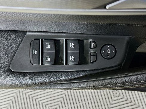 Used 2017 BMW 540i image 22