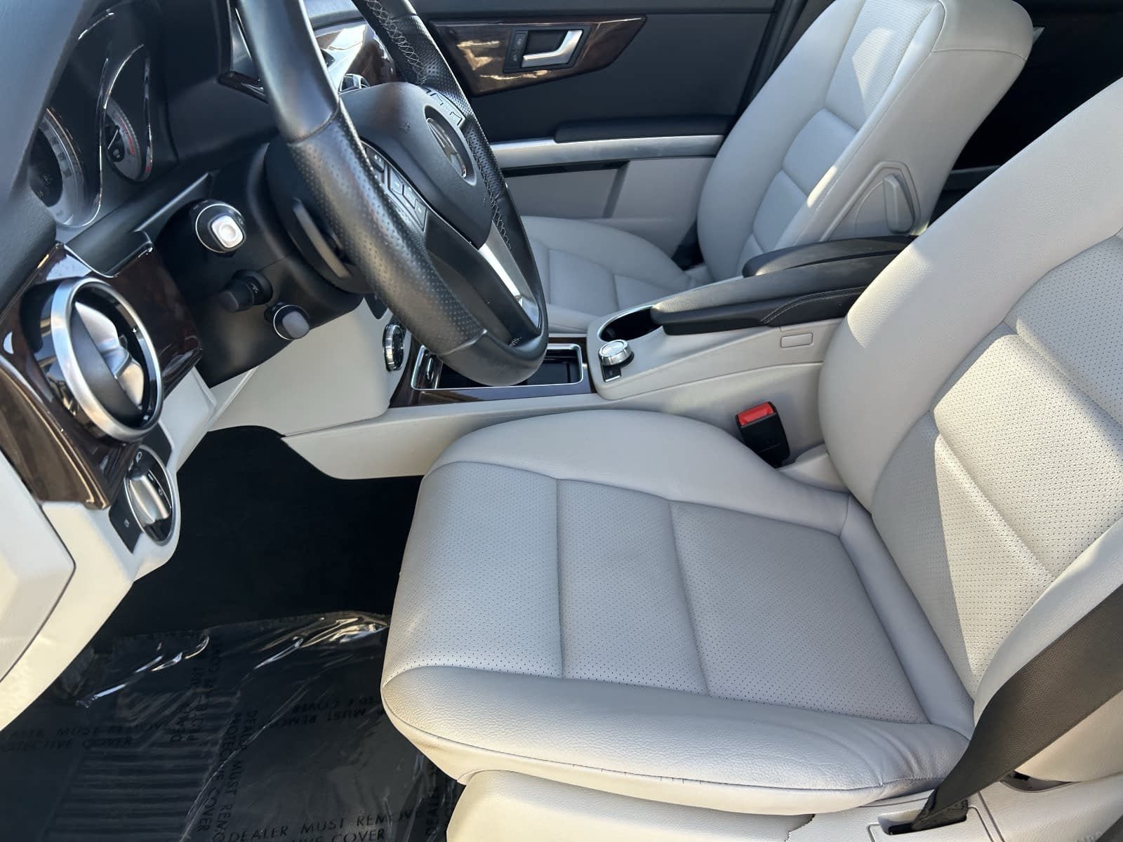 Used 2015 Mercedes-Benz GLK 350 2WD image 23