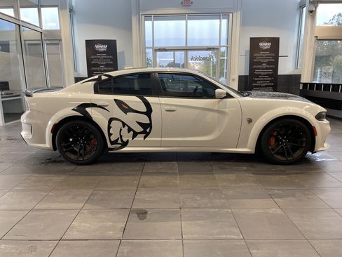 Used 2022 Dodge Charger SRT Hellcat w/ Harman/Kardon Audio Group RWD image 13
