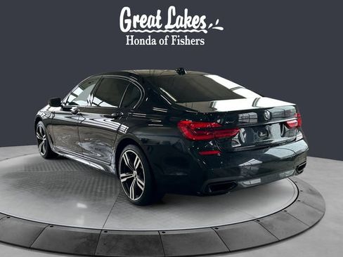 Used 2016 BMW 750i xDrive image 3