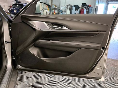 Used 2025 Cadillac CT4 Premium Luxury RWD image 25