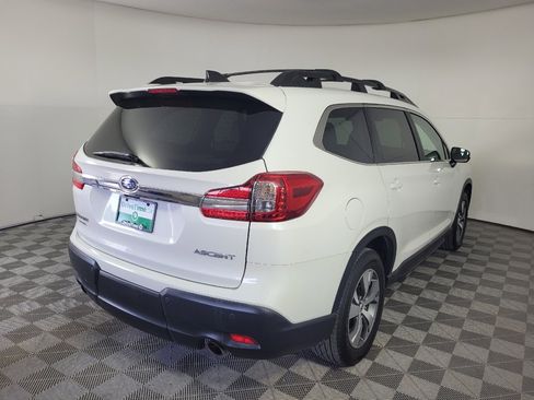 Used 2019 Subaru Ascent Premium image 9