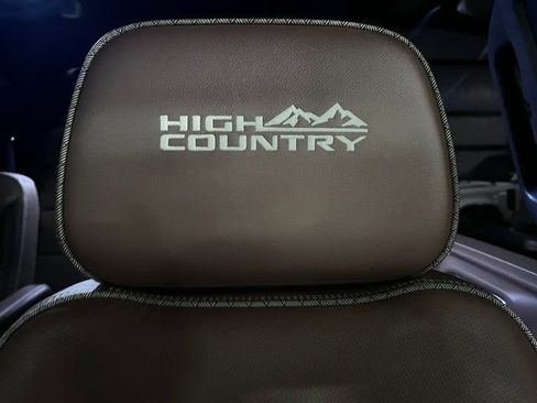 Used 2021 Chevrolet Tahoe High Country RWD image 16