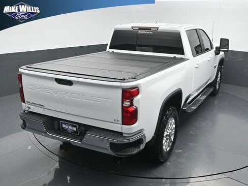 Used 2020 Chevrolet Silverado 2500 LT w/ Texas Edition AWD/4WD image 15