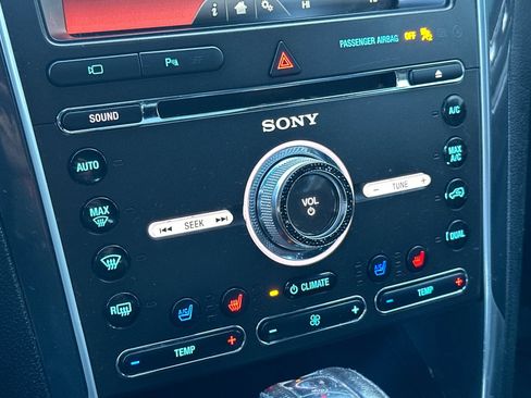 Used 2016 Ford Explorer Sport w/ Equipment Group 401A image 22