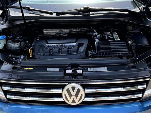 Used 2018 Volkswagen Tiguan SE FWD image 31