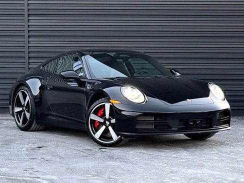 New 2026 Porsche 911 Carrera 4S image 9