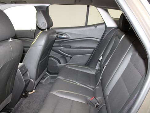 Used 2024 Chevrolet Trax ACTIV w/ Sunroof Package FWD image 22