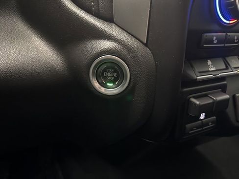 Used 2021 Chevrolet Silverado 1500 RST image 41