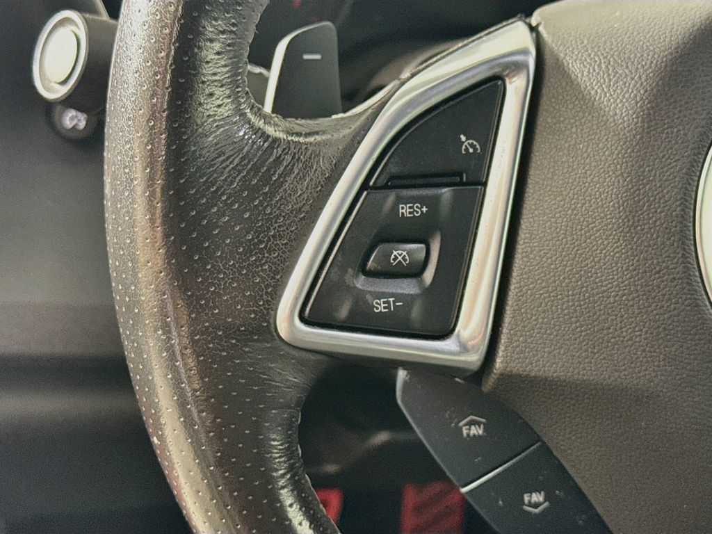 Used 2021 Chevrolet Camaro SS RWD image 11