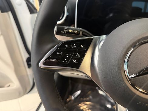 Certified 2026 Mercedes-Benz GLC 300 4MATIC image 32