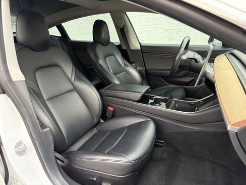 Used 2019 Tesla Model 3 Standard Range Plus RWD image 13