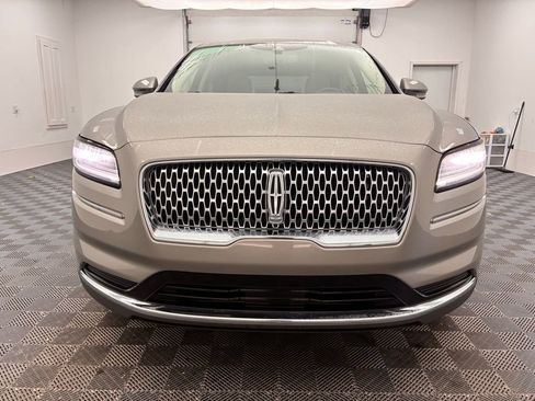 Used 2023 Lincoln Nautilus Reserve image 15