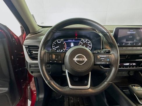 Used 2023 Nissan Rogue SV w/ SV Premium Package image 10