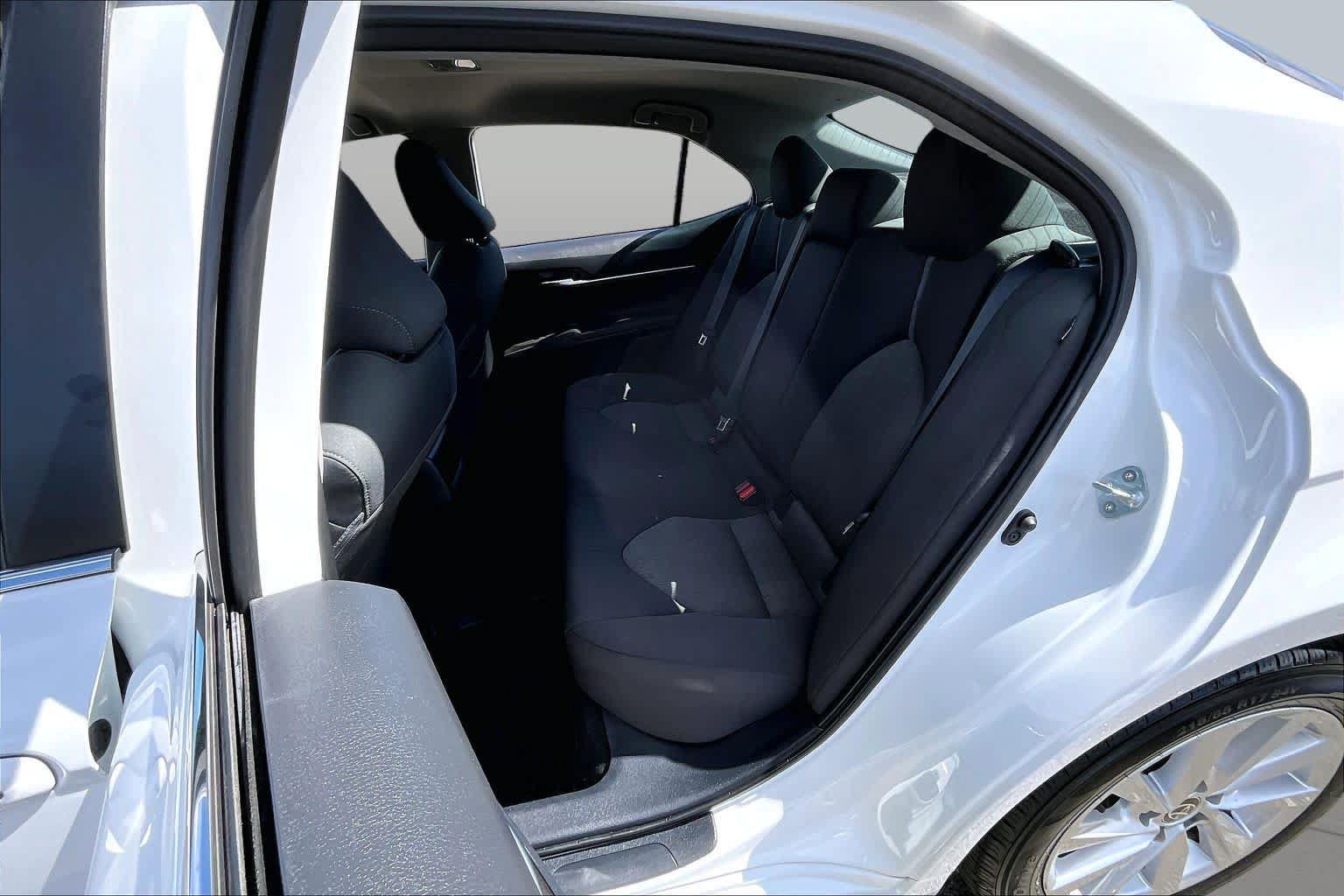 Used 2023 Toyota Camry LE FWD image 20