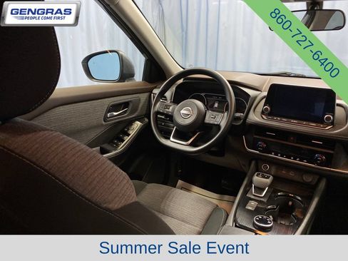 Used 2023 Nissan Rogue SV AWD/4WD image 38