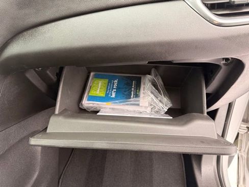 Used 2019 Chevrolet Equinox LT w/ Driver Convenience Package image 49