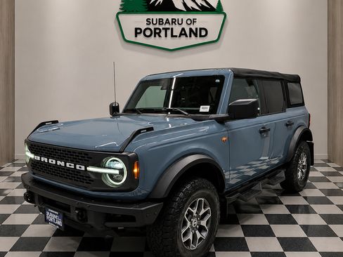 Used 2022 Ford Bronco Badlands AWD/4WD image 1