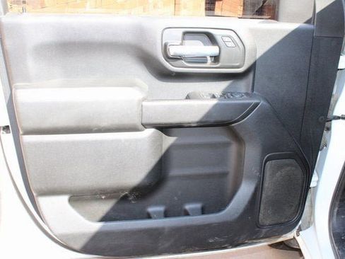 Used 2021 GMC Sierra 2500 4x4 Crew Cab w/ Convenience Package image 18